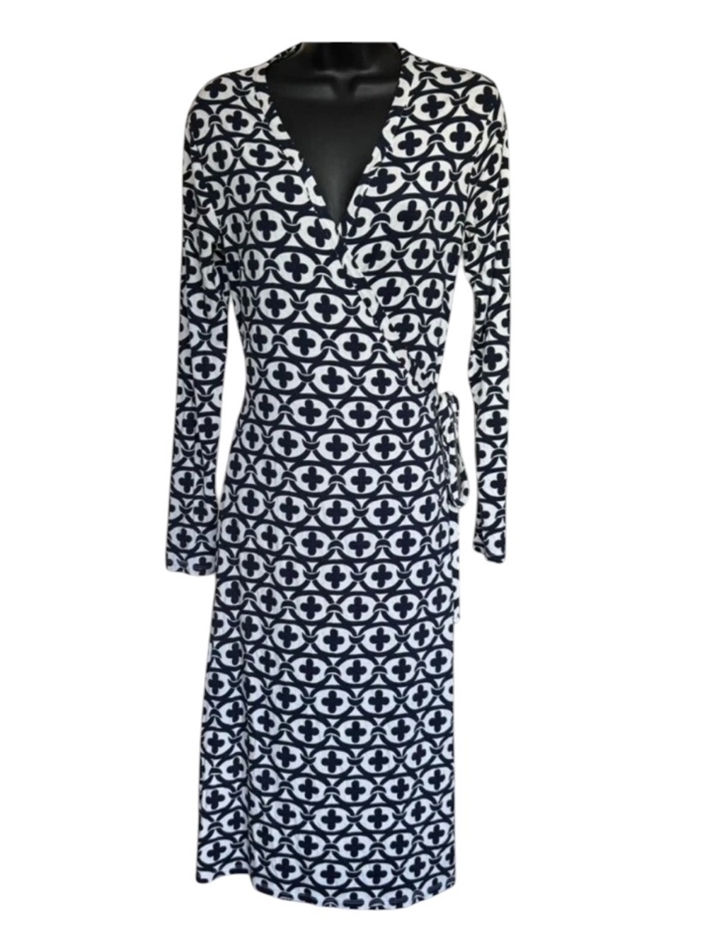Boden navy and white chain jersey knit long sleeve wrap dress